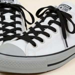 Sneakers & canvas shoes